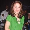 Natalie Portman dans un total look vert en 1996 pour l'un de ses premiers grands tapis rouges 