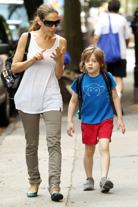 Sarah Jessica Parker dépose son fils James à l'école à NEw York le 10 juin 2011