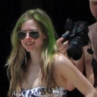 Avril Lavigne : En bikini sur la plage, avec l'ex de Katy Perry