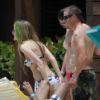 Avril Lavigne en vacances avec son frère et des amis aux Bahamas le 27 mai 2011
