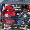 Christian Audigier au volant de son nouveau buggy, à Topanga en Californie le 20 mai 2011