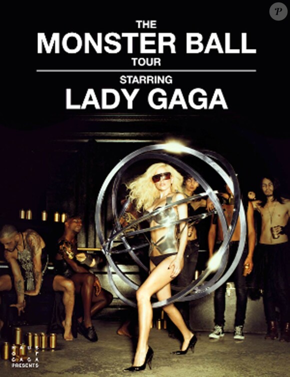Lady Gaga figure en bonne position du palmarès des artistes les plus lucratifs en tournée publié par Forbes en juin 2011. Elle est la première femme et le premier artiste solo.
