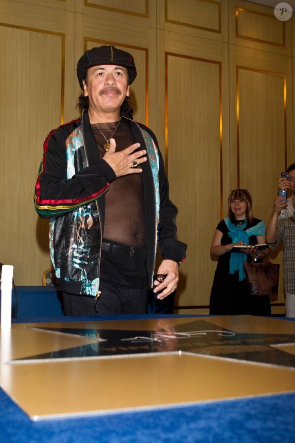 Carlos Santana était intronisé sur le Walk Of Fame de Moscou le 16 juin 2011.