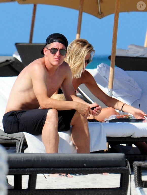 Bastian Schweinsteiger et Sarah Brandner en vacances à South Beach, à Miami, le 6 juin 2011.