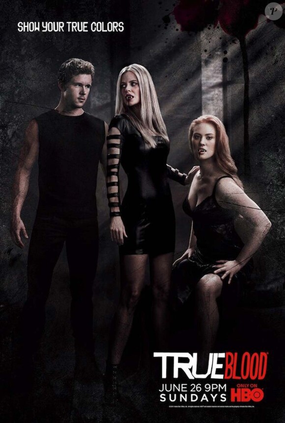 Deborah Ann Woll, Kristin Bauer et Ryan Kwanten. Affiche promotionnelle de la saison 4 de True Blood, juin 2011.