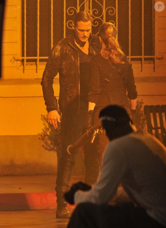 Alexander Skarsgard et Kristin Bauer sur tournage de True Blood, saison 4, à La Puente, le 9 juin 2011.