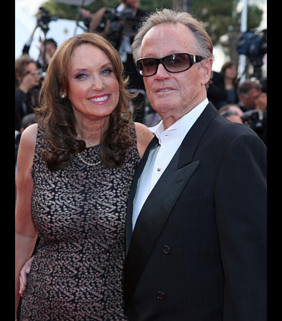 Peter Fonda et Margaret DeVogelaere posent lors du festival de Cannes en mai 2011