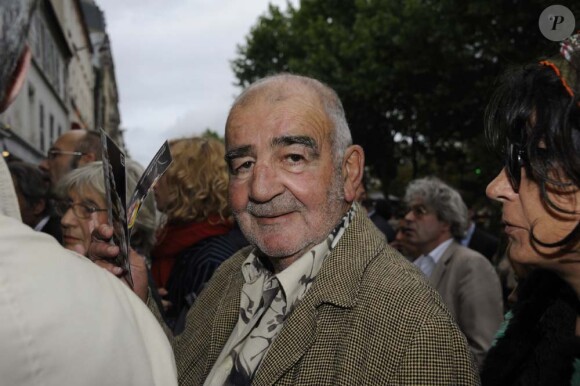 Michou fête son 80e anniversaire au Trianon à Paris, le 20 juin 2011, avec Jean-Louis Foulquier.