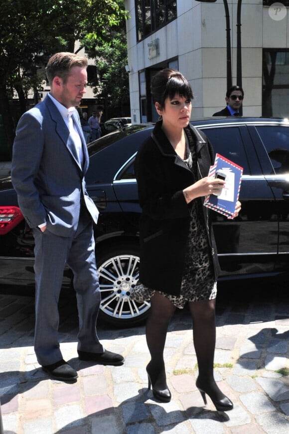 Lily Allen et son mari Sam Cooper ont profité de leur passage à Paris pour assister au défilé Vuitton Hommes. Le 23 juin 2011