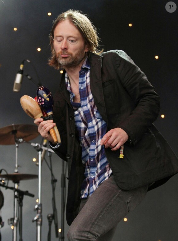 Thom Yorke et Radiohead lors du Festival de Glastonbury, en Angleterre, le 24 juin 2011.