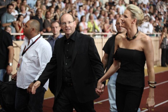 Charlene et le prince Albert II lors du concert des Eagles, à Monaco, le 30 juin 2011.