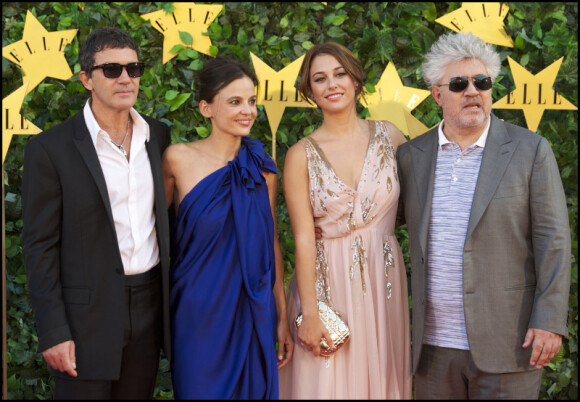 Antonio Banderas, Elena Anaya, Blanca Suarez qui sont à l'affiche du film El Piel que habito de Pedro Almodovar lors de la soirée ELLE à Madrid le 30 juin 2011