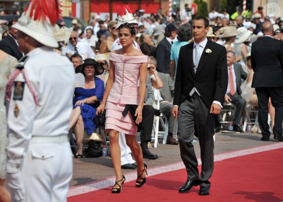 Charlotte Casiraghi et son fiancé, Alex Dellal, lors de la cérémonie religieuse  du mariage du prince Albert et de Charlene Wittstock, à Monaco, le 2  juillet 2011