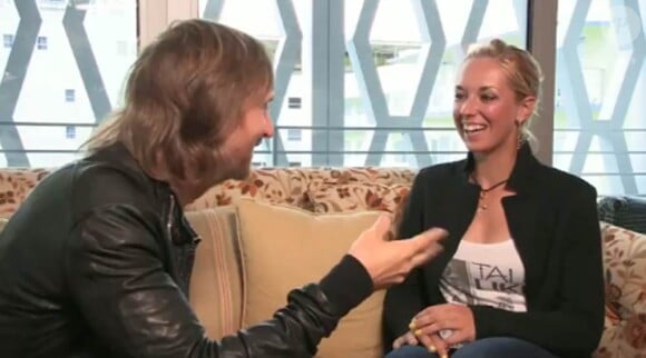 Grâce à Sony Ericsson et Xperia Hot Shot, la jeune tenniswoman montante Sabine Lisicki a pu interviewer le DJ David Guetta à Miami.