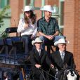 William et Kate, Royal Tour au Canada, jour 8 (jeudi 7 juillet 2011). Pour l'avant-dernier jour de leur visite officielle, le prince William et son épouse la duchesse Catherine de Cambridge ont rallié Calgary, leur dernière étape au Canada avant un déplacement de trois jours à Los Angeles.