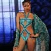 Pluie de beautés sexy lors de l'ouverture du Salon Mode City le 9 juillet à Paris.