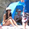 Pink passe une après-midi à la plage avec son mari Carey Hart et leur bébé Willow. Los Angeles, 4 juillet 2011