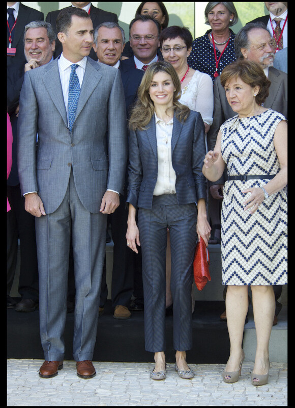Nouvelle sortie officielle pour Letizia d'Espagne et son prince Felipe. Cervantes, 20 juillet 2011