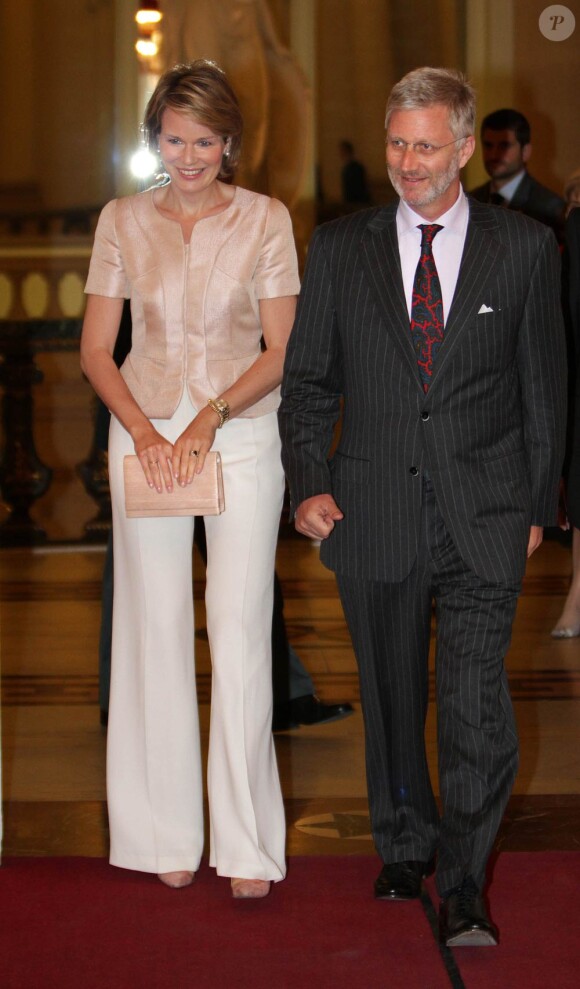Le prince Philippe et sa femme Mathilde de Belgique inaugurent l'exposition Science au Palais, le 20 juillet 2011 au Palais Royal, à Bruxelles.
