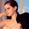 Emma Watson, sur des clichés extraits de la vidéo making-of de la publicité Midnight Rose