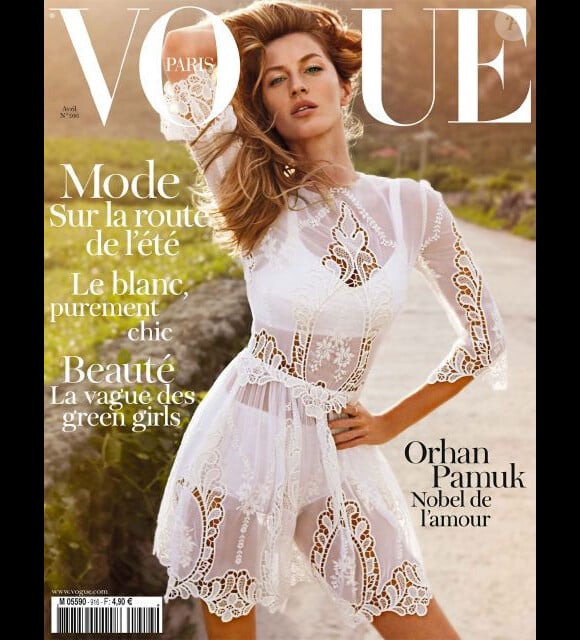 Gisele Bündchen en couverture du magazine Vogue Paris d'avril 2011, le premier numéro sous Emmanuelle Alt.
