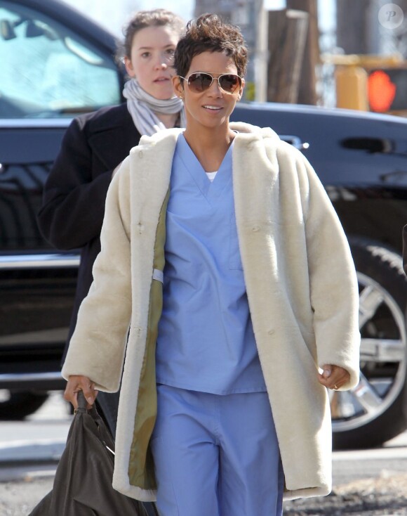 Halle Berry sur le tournage duf ilm New Year's Eve