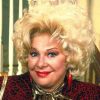 Renée Taylor qui incarnait Sylvia Fine, la mère de Fran, incarnera cette fois-ci Marilyn, une vieille amie de la mère de Fran dans Happily Divorced