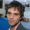 Julien Bravo alias Fabien dans la série Plus Belle la Vie.