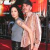 Angelina Jolie est sulfureuse aux côtés de son deuxième mari, l'acteur Billy Bob Thornton. Elle ne quitte plus non plus son fameux pantalon en cuir ! Los Angeles, 5 juin 2000