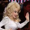 Dolly Parton sur scène, Better Day World Tour, à Alpharetta, le 3 août 2011.