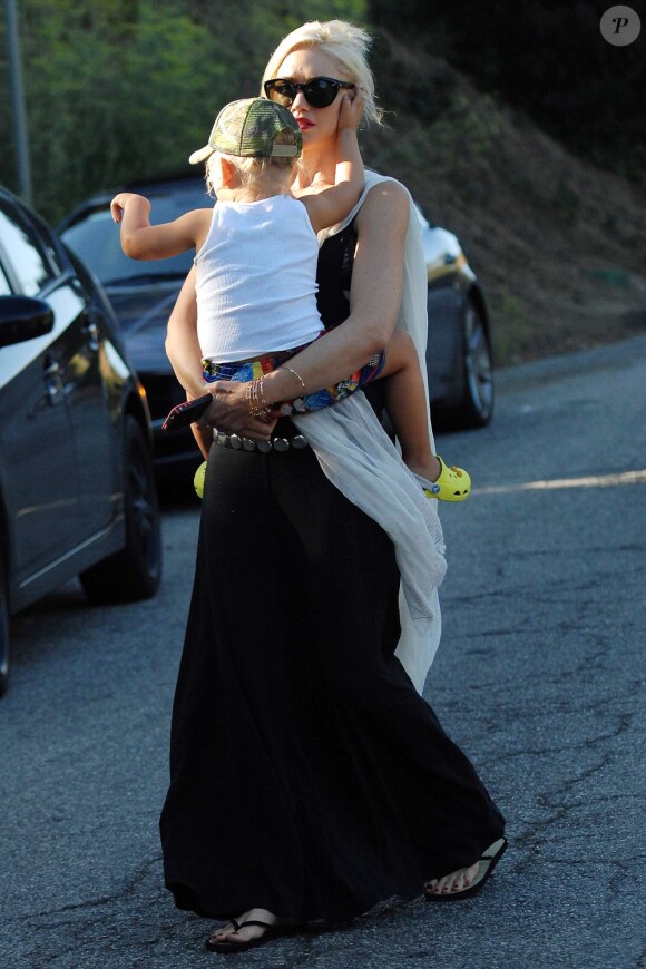Gwen Stefani a passé l'après-midi à Coldwater Canyon Park avec son fils cadet Zuma. Los Angeles, 3 août 2011