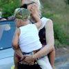Gwen Stefani a passé l'après-midi à Coldwater Canyon Park avec son fils cadet Zuma. Los Angeles, 3 août 2011
