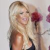 Victoria Silvstedt a oublié ses soucis le temps de briller au 63e bal de la Croix Rouge à Monaco le 5 août 2011