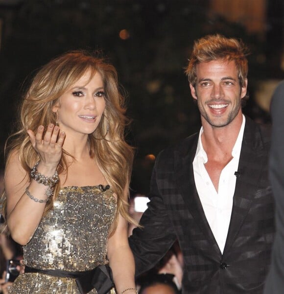 Jennifer Lopez et William Levy en avril 2011 à Los Angeles