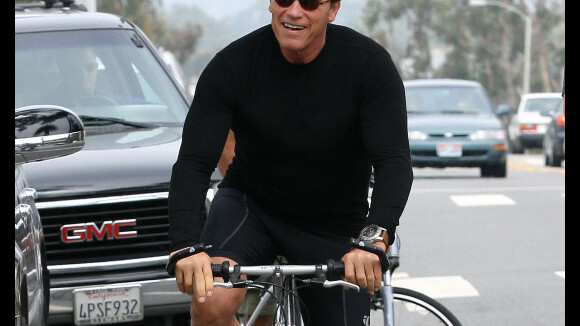 Arnold Schwarzenegger : Son fils Patrick sort ses muscles, lui se remet au sport