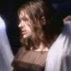 Gentleman who fell est extrait de l'album de Milla Jovovich The divine comedy, sorti en 1994.
