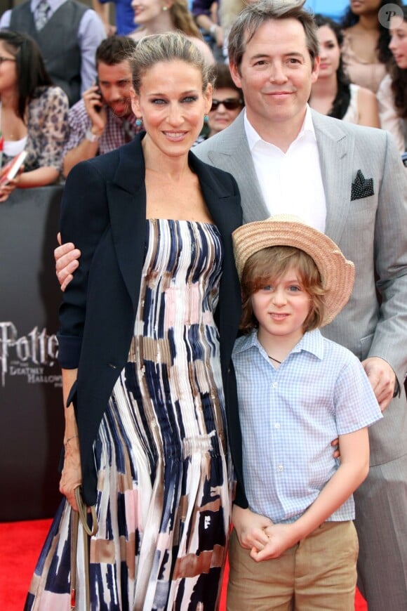 Sarah Jessica Parker et Matthew Broderick avec leur fils aîné James Wilkie à New York en juillet 2011