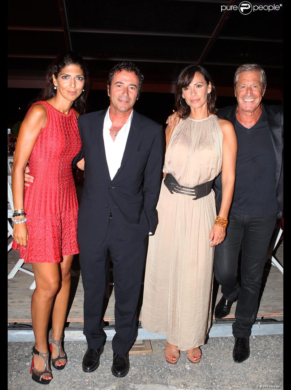 Mathilda May et Bernard Montiel entourés de Jean-Claude ...