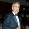 George Clooney en Armani lors de l'avant-première du film Les Marches du pouvoir en ouverture du festival de Venise le 31 août 2011