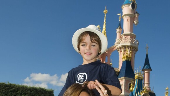 Mariska Hargitay : Avec ses enfants à Paris chez un certain... Mickey