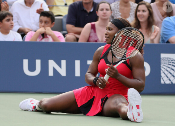 Serena Williams a employé les grands moyens pour éliminer Victoria Azarenka lors du troisième tour de l'US Open le 3 septembre 2011, grand écart compris !