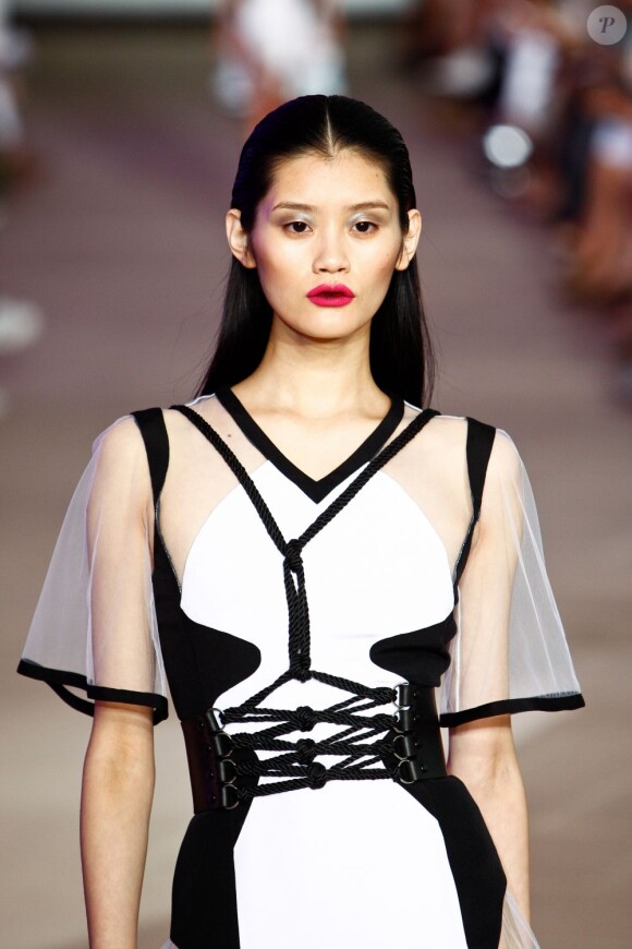 
Les plus beaux beauty looks de la Fashion Week de New York.


Défilé Prabal Gurung, Printemps-Eté 2012.
