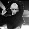 Rihanna : androgyne et sexy pour la campagne Armani Jeans. Photos signées Steven Klein.
 