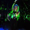 Avril Lavigne se produit sur la scène du Zénith de Paris, le samedi 17 septembre, dans le cadre de sa tournée Black Star Tour. 