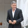 George Clooney, bientôt à l'affiche des Marches du pouvoir, dans les rues de Beverly Hills le 16 septembre, sur le tournage d'une publicité