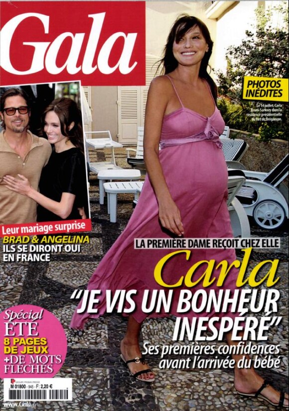Carla Bruni-Sarkozy en couverture du magazine Gala. Elle arbore une robe rose estivale ! Eté 2011