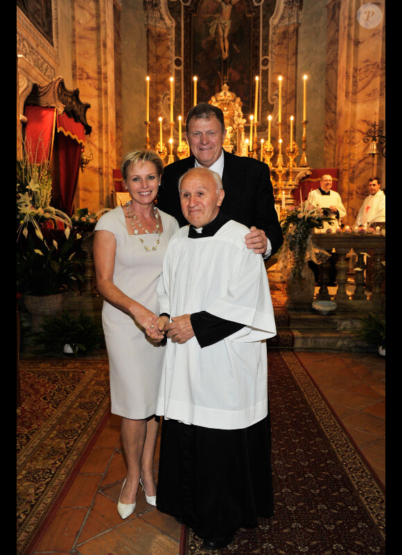 Lynette et Mike Wittstock le 29 septembre 2011 à La Turbie, lors d'une messe spéciale célébrée à l'occasion de la fête de la Saint-Michel.