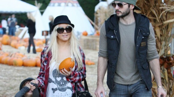 Christina Aguilera bien ronde : Son Max Liron, au look de petit voyou, va mieux