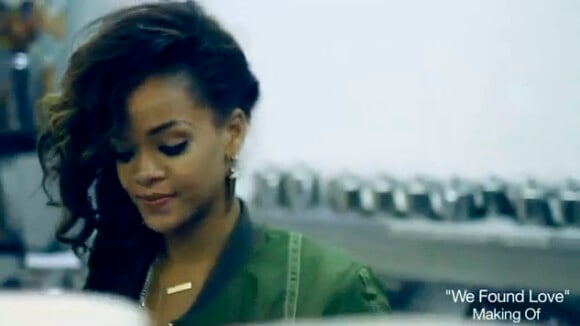 Rihanna : Tantôt sexy, malicieuse ou concentrée, elle captive