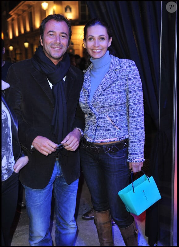 Bernard Montiel et Adeline Blondieau lors de la soirée d'inaguration de la boutique Look rue Saint-Honoré à Paris le 17 octobre 2011